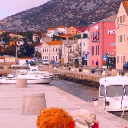 Sobe Kod Bakija Hotel Karlobag Eksteriør billede