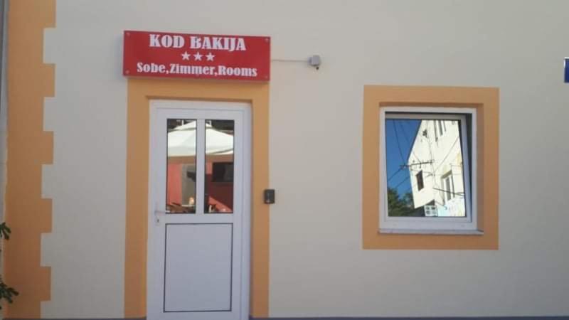Sobe Kod Bakija Hotel Karlobag Eksteriør billede