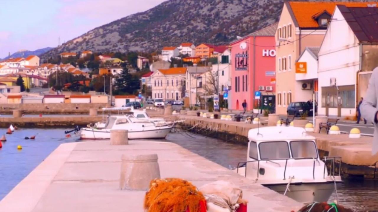 Sobe Kod Bakija Hotel Karlobag Eksteriør billede